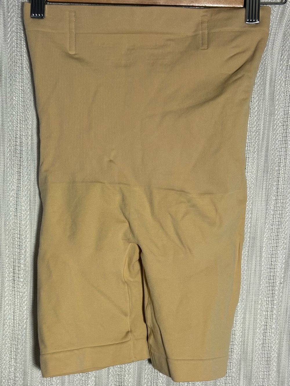 Shapermint Beige High-Waist Shaping Shorts M/L - Picture 3 of 4